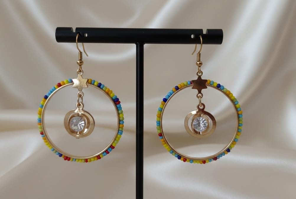 Stylish Multicolor Beads Hoop Earring - Image 4